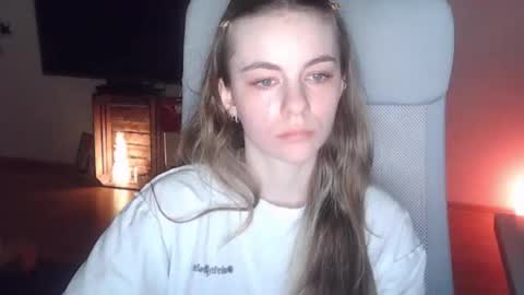 Snapshot of ariacreazy chatting on 01-11-26, 09:20 AriaCreazy online show from 01-11-26, 09:20