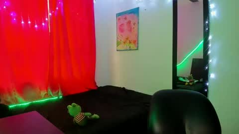 ariadna_4 online show from 03-07-25, 08:44