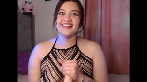 Ari online show from 11-29-25, 05:21