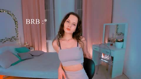 Snapshot of ariadna_s chatting on 03-01-25, 01:43 Ariadna online show from 03-01-25, 01:43
