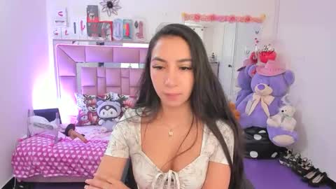 ariadnacappelletty online show from 01-15-26, 03:16