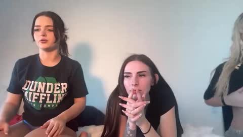 ariaellis2 online show from 03-02-26, 08:48