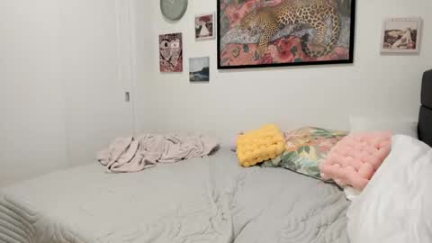 Ariah online show from 11-14-25, 08:51