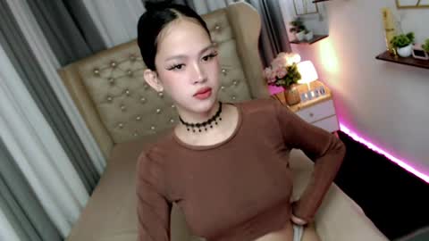 Christine  JorgensenChristmas wish breasts implants  online show from 06-13-26, 09:07