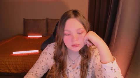 Snapshot of arialane_ chatting on 09-26-25, 04:33 Aria online show from 09-26-25, 04:33