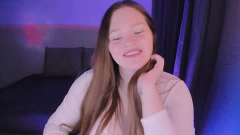 Snapshot of arialane_ chatting on 10-09-25, 06:17 Aria online show from 10-09-25, 06:17