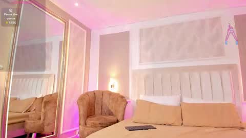 Snapshot of ariana_colleman chatting on 06-03-26, 02:33 ariana_colleman online show from 06-03-26, 02:33