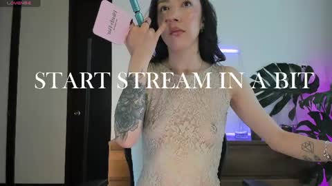 DaniAri - dimension X at night NY time online show from 06-25-26, 05:17