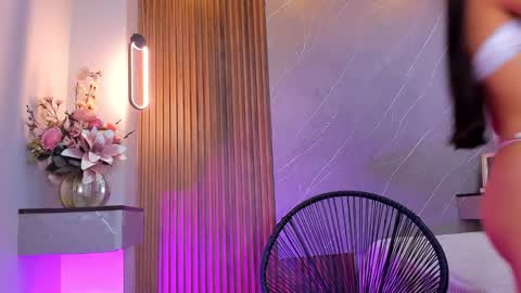 Ariana online show from 03-11-25, 12:39