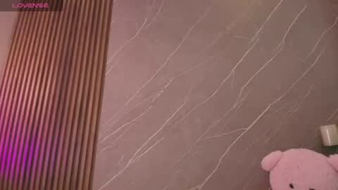 Ariana online show from 07-20-26, 12:07