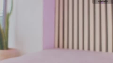 Ariana online show from 07-26-26, 01:18