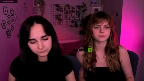 ariana_ross7 online show from 06-06-26, 07:29