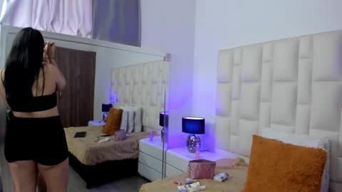  ariana  online show from 02-28-26, 05:03