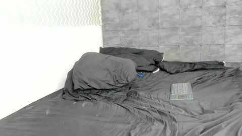 ARIANA SALAZAR online show from 04-09-26, 04:01