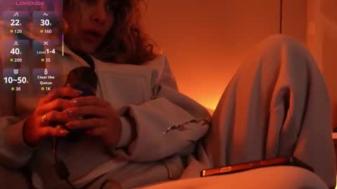 cristina online show from 12-21-25, 10:06