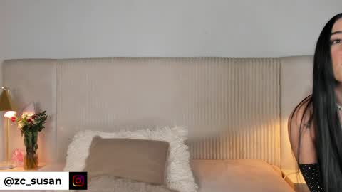 Snapshot of ariana_zc_ chatting on 05-18-26, 08:14 Susan online show from 05-18-26, 08:14