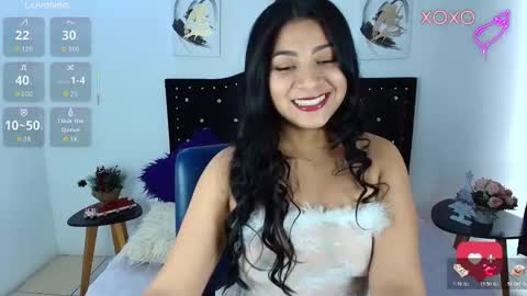 Snapshot of arianaa_f_w chatting on 12-22-25, 01:30 Ari online show from 12-22-25, 01:30