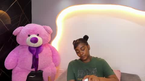 Ariana online show from 06-23-26, 12:14