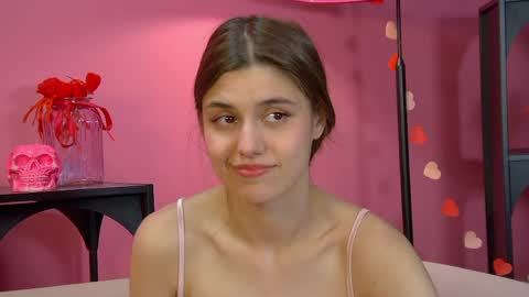 Ariana online show from 04-18-26, 08:31