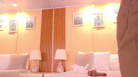 Ariana online show from 03-01-26, 06:04