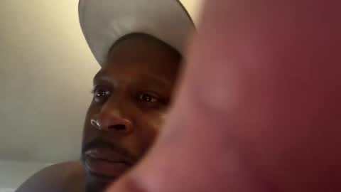 arianagrandeculo online show from 11-30-25, 03:27