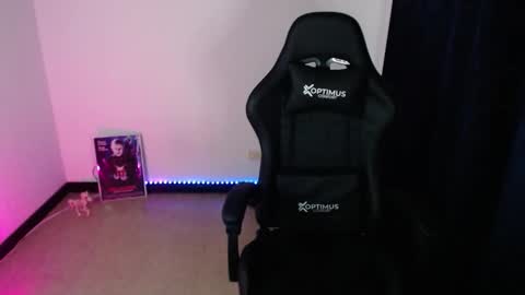 help me 100 hands up my OF is Free  online show from 02-06-26, 10:13