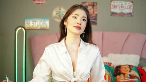 arianna_moonx online show from 05-16-26, 07:45