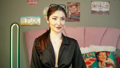 arianna_moonx online show from 05-19-26, 01:56