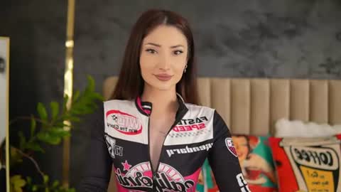 arianna_moonx online show from 07-13-26, 02:20