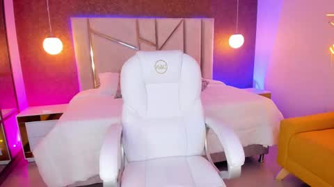 Arianna online show from 02-23-25, 04:13