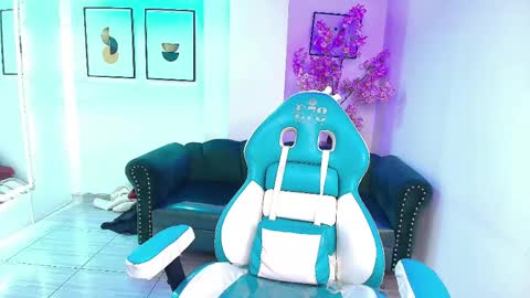 arianna_sweeet online show from 06-05-26, 06:52