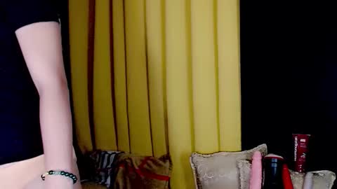 ARIANNE CUMS  online show from 09-14-25, 09:58