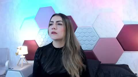 Snapshot of ariarous chatting on 06-15-26, 11:45 aria online show from 06-15-26, 11:45