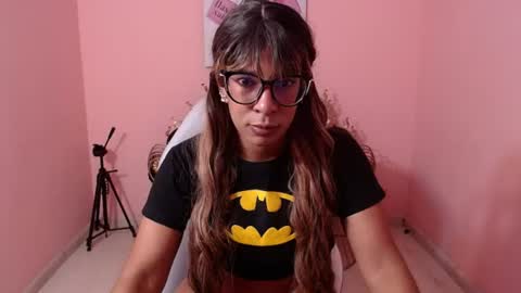 Snapshot of ariavelvett_ chatting on 07-18-26, 07:39 PVT 6TK 2PM A 9PM COLOMBIA online show from 07-18-26, 07:39