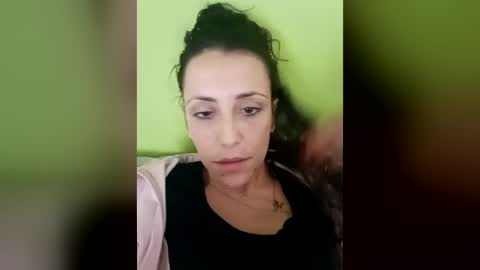 aribabyloveee online show from 06-28-26, 12:11