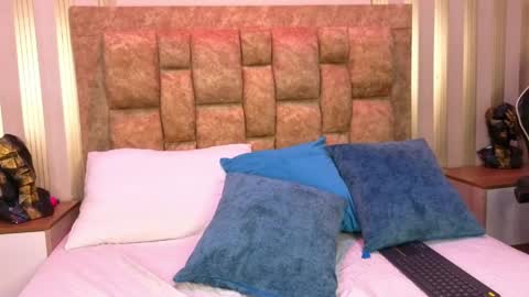 Ariel  online show from 04-16-26, 09:04