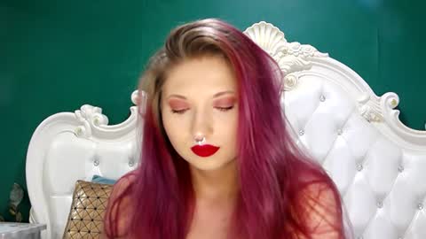 Ariel online show from 06-29-26, 08:42