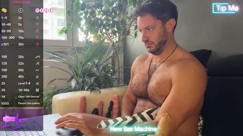 Ariel online show from 02-24-26, 12:25