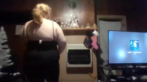 ariellejade06 online show from 12-04-24, 11:02