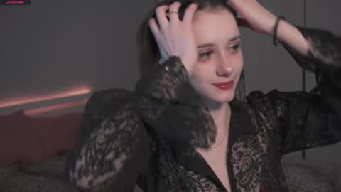 Snapshot of arielseas chatting on 03-19-26, 10:30 Ariel online show from 03-19-26, 10:30