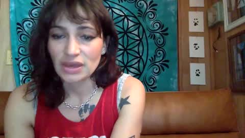 ariel  colin when hes here online show from 01-12-25, 04:50