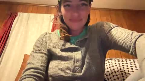 ariel  colin when hes here online show from 09-21-25, 11:06