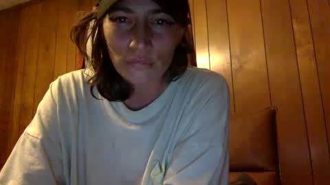 ariel  colin when hes here online show from 10-08-25, 01:25