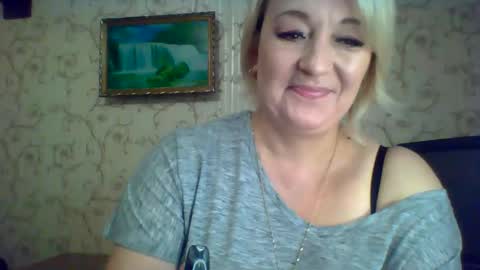 Snapshot of arielxloveresss chatting on 09-09-25, 08:03 ArielXLoveresss online show from 09-09-25, 08:03
