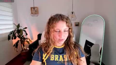 Ari  online show from 07-25-26, 07:22