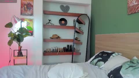 Arii Anna online show from 06-19-26, 12:15