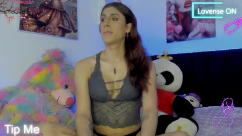 Ariana Forero ---- independet model online show from 05-13-26, 10:17