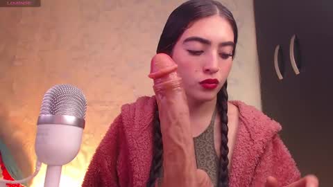 Snapshot of arii_vega chatting on 01-05-25, 03:23 ARII VEGA online show from 01-05-25, 03:23