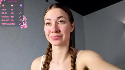 Snapshot of ariiadnaaa chatting on 05-06-26, 02:19 Ariadna online show from 05-06-26, 02:19