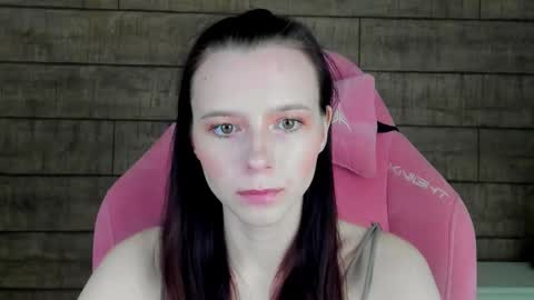 Arinakubrick online show from 11-28-25, 04:37